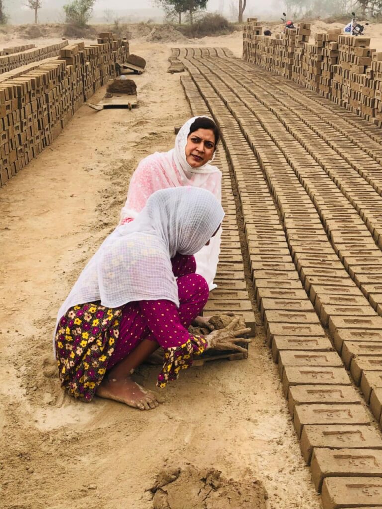 PHOTO 2025 07 29 17 23 46 2 768x1024